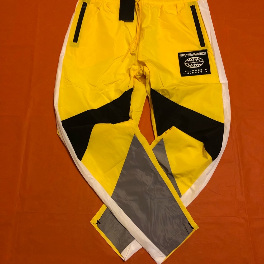 Pants - Picture 2 of 4